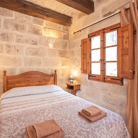 3 Bedrooms House Of Character In Near Mdina - Casa Melita * Rabat