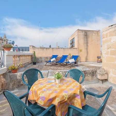 3 Bedrooms House Of Character In Near Mdina - Casa Melita Hébergement de vacances *