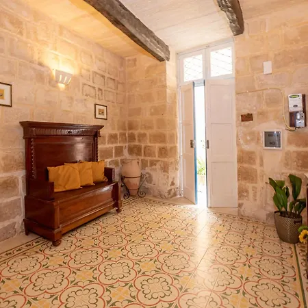 3 Bedrooms House Of Character In Near Mdina - Casa Melita ربات