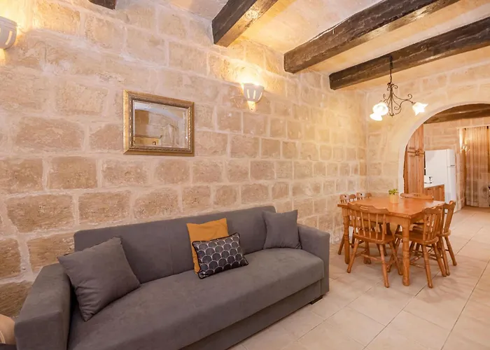 3 Bedrooms House Of Character In Near Mdina - Casa Melita *