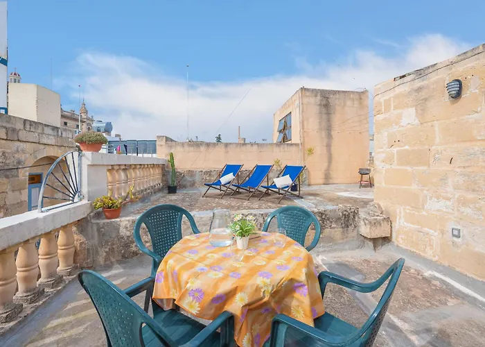 3 Bedrooms House Of Character In Near Mdina - Casa Melita Ferienhaus *