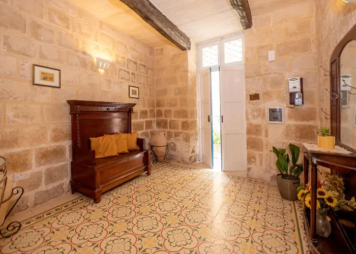 3 Bedrooms House Of Character In Near Mdina - Casa Melita Rabat