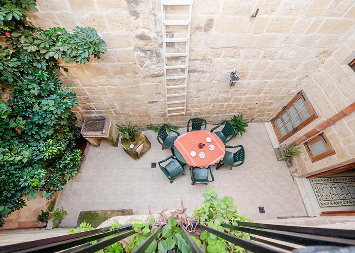 3 Bedrooms House Of Character In Near Mdina - Casa Melita