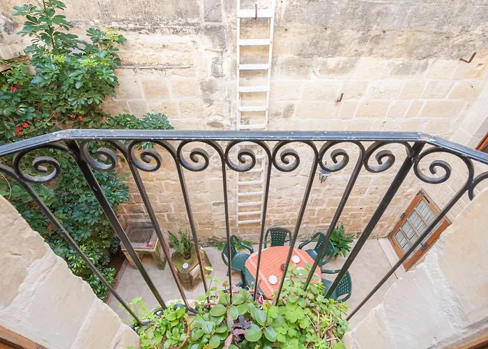 3 Bedrooms House Of Character In Near Mdina - Casa Melita *